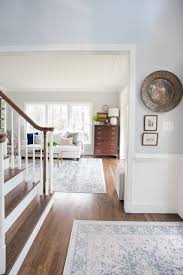 Palnik posiada podgrzewany trzon dyszy dzięki czemu lepiej odpala w niskich. Benjamin Moore White Dove Oc 17 Amelia Lawrence Style