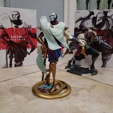 Please note that the box is for the protection of the product during transportation only and is not replaceable if damaged. Jhin Saluting The Crowd Zed In The Shadows Behind Him Jhinmains