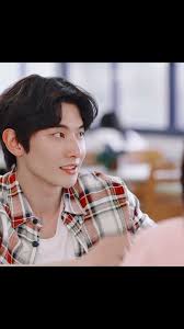 He said she's his girlfrien💖🥰