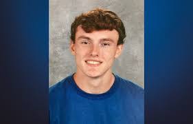 Daniel Cravens's Instagram, Twitter & Facebook