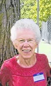 Josephine Metz's Instagram, Twitter & Facebook