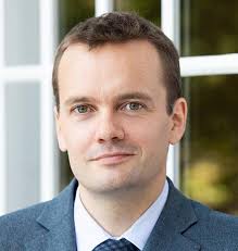 Big Blue: Starting a Real Estate Firm