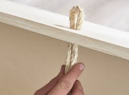 Check spelling or type a new query. Fabriquer Une Cloison Ajouree En Tasseaux De Bois Avec Un Coffre Integre Leroy Merlin