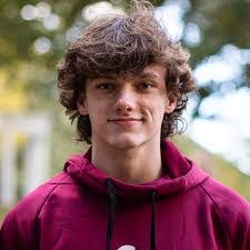 Max Barnett's Instagram, Twitter & Facebook