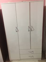 3 kapılı 2 çekmeceli aynalı elbise dolabı gardırop. Beyaz 3 Kapakli 2 Cekmeceli Gardirop Modelleri Ve Fiyati Dekopasaj