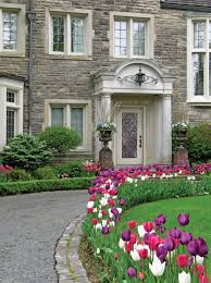 How Do You Do Your Front Entrance Global Home Inspiration Front Yard Landscaping Plans Front Yard Landscaping Design Front Yard Garden Design