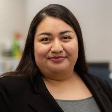 Iliana Ponce's Instagram, Twitter & Facebook