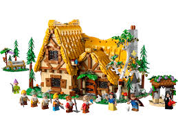 Snow White and the Seven Dwarfs' Cottage 43242 | Disney™ | Buy online at  the Official LEGO® Shop US