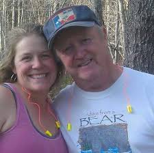 What are the directions to the Hampton Cemetery in Rutherford County, NC  where Andrew Hampton and Jonathan Hampton are buried?