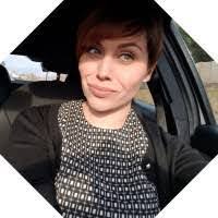 Melissa Isley's Instagram, Twitter & Facebook