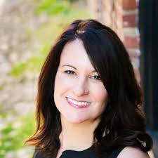 Elizabeth Builta (@ebuilta)