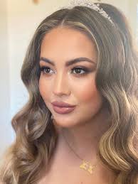 Hi ladies 🤍 If you are looking for a professional makeup artist based in  paphos i still have some available dates for 2023 my diary is open for  2024-2025 🤍🤍