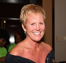 Tammy Owen's Instagram, Twitter & Facebook