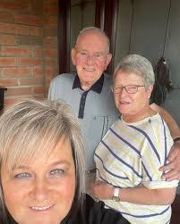 Dianne Bryce's Instagram, Twitter & Facebook