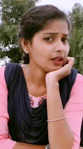 அழகான பாடல் அழகான பெண்