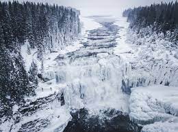 But there are certain important points we have to consider before taking the perfect nature photo or wildlife image. In Pictures Tour Sweden S Natural Wonders With This Landscape Photographer The Local