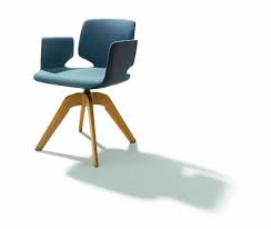 Girado tisch und stühle sind im design perfekt aufeinander abgestimmt. Stuhle Hocker Archive Seite 3 Von 4 Kohler Naturlich Einrichten Naturholzmobel Team 7 Naturmobel Massivholzmobel