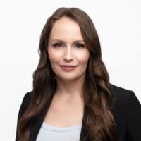 Rebecca Babb's Instagram, Twitter & Facebook