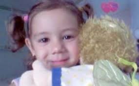 In un tweet, carmelo abbate si espresso molto criticamente in merito a quanto sta accadendo ora sul caso denise pipitone, la bambina scomparsa a quasi 4 anni di età da mazara del vallo, e della quale da 17 anni non si sa più nulla. Denise Pipitone Scomparsa Dal 2004 Carmelo Abbate Difende Anna Corona