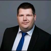 200+ Profile mit dem Suchbegriff „Pioch“