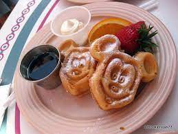 Disney Food Pics Of The Week Mickey Waffles The Disney Food Blog Disneyland Food Disney Food Food