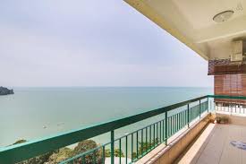 The condominium is only a stone's throw away from a variety of cafés, pubs and restaurants where residents can enjoy their meal. Batu Ferringhi Beach Seaview Home Has Terrace And Dvd Player Updated 2021 Tripadvisor George Town Vacation Rental