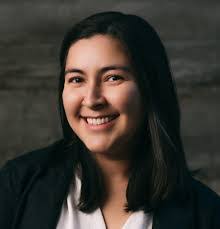 Michele Knox's Instagram, Twitter & Facebook