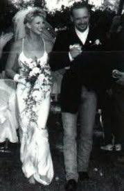 Faith Hill Wedding See Photos Of The Country Music Singer Faith Hill Tim And Faith Tim Mcgraw Faith Hill