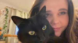 Little Miss do nothing wrong, 🤣