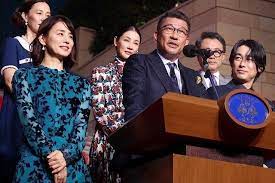 中井貴一 三谷幸喜新作を名調子でアピール ヒットしなかったら皆さんのせい 映画ニュース 映画 com 映画監督 コメディ映画 国政