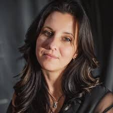 Sob as Luzes de Yule eBook : Evans, Lu, Dossena, Ale, Rocha, Graci:  Amazon.com.br: Livros