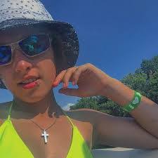 Kaylee Wade's Instagram, Twitter & Facebook