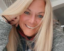 Kristie Ward's Instagram, Twitter & Facebook