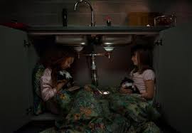 Cast:bianca kronlöf, henrik rafaelson written by: Mia Schlaft Woanders Siv Sover Vilse Luxembourg City Film Festival