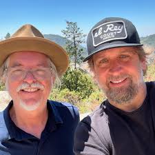 I'm late in posting this but I had an incredible time at @rodneyjcrowell  songwriting retreat last month. I got to hang out with some of my favorite  writers as well as meet