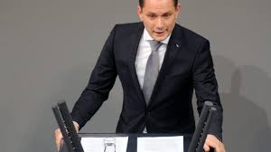 Die gestrigen wahlergebnisse brauchen analyse und auswertung. Tino Chrupalla Ein Malermeister Aus Sachsen Nurnberger Blatt