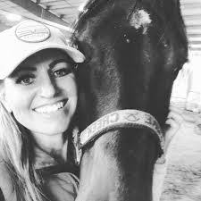 Shirley Pelot's Instagram, Twitter & Facebook