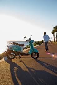 Birdy S Scooters And Atvs Anderson Indiana Beachy Retro And Cool The Wolf Isalnder Available In Scooter Shops Across The Nation Scooter Scooter Shop Retro Scooter