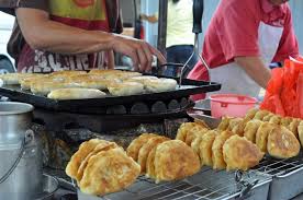 Pasar malam night market in sri petaling kuala lumpur, malaysia. Sri Petaling Pasar Malam Snacks To Buy And Try