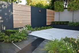 Modern Courtyard Garden Design London Cat Howard Garden Builders Anewgarden Copper Garden L Courtyard Gardens Design Garden Design London Small Garden Design