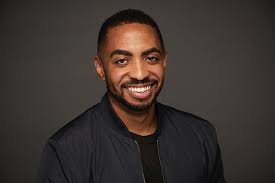 Erik Merritt's Instagram, Twitter & Facebook