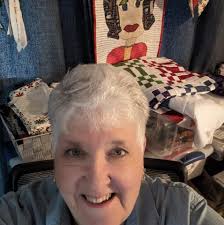 What kind of sewing machine is best for quilt retreats?