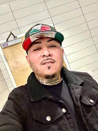 The Name Ernesto Hope to find friends in here to go out for  Coffee/Gym/Outdoors and etc. Basically get into new adventures lol I'm  Divorced ,been single for almost 2 years and i'm