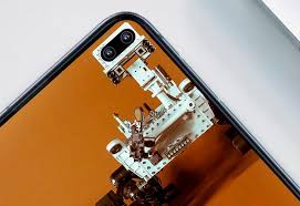 Fijándose en los samsung galaxy s10 y s10 plus de inicios de año, la compañía coreana apostó hoy, la tienda oficial de samsung galaxy store se ha actualizado con una serie de wallpapers para el s10, s10+, note 10 y el note 10+ diseñados en torno a su cámara microperforada, hasta 30 fondos. Han Creado Los Fondos De Pantalla Perfectos Para El Samsung Galaxy S10