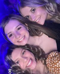 My favorite season🤩🍂 • • • Last pic, best pic