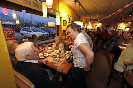 Learn about the applebees menu and applebees nutrition here on this fan page for applebee's lovers. Things Applebee S Employees Want You To Know Applebee S Employee Secrets