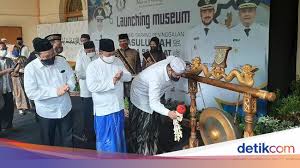 Harga tiket masuk yang harus dibeli pengunjung mungkin akan terasa agak mahal bagi sebagian orang. Tak Perlu Jauh Ke Arab Kota Probolinggo Kini Punya Museum Rasulullah