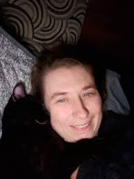 Thomas Rhett fan club family album smiles