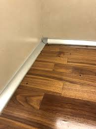 مستشار المطابخ Twitterren يقول لك البائع خشبنا معالج ضد الحشرات هذه صور لحشرات الخشب تنتشر بعد تركيب مطبخ من أحد الشركات الكبرى التي تزعم بيع خشب معالج ولي تغريدات قريبا عن خدعة