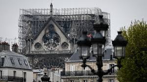 Incendie notre dame de paris causes. Notre Dame Pourquoi L Enquete Pour Determiner Les Causes De L Incendie Va Prendre Du Temps Lci